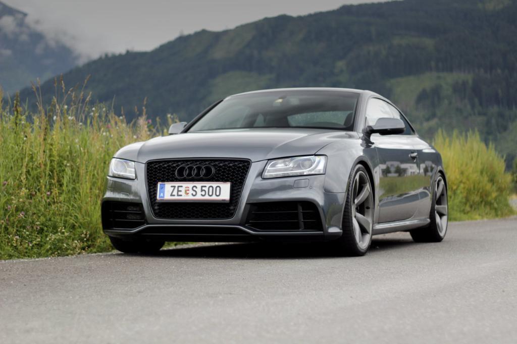 724656AUDIRS52683.jpg
