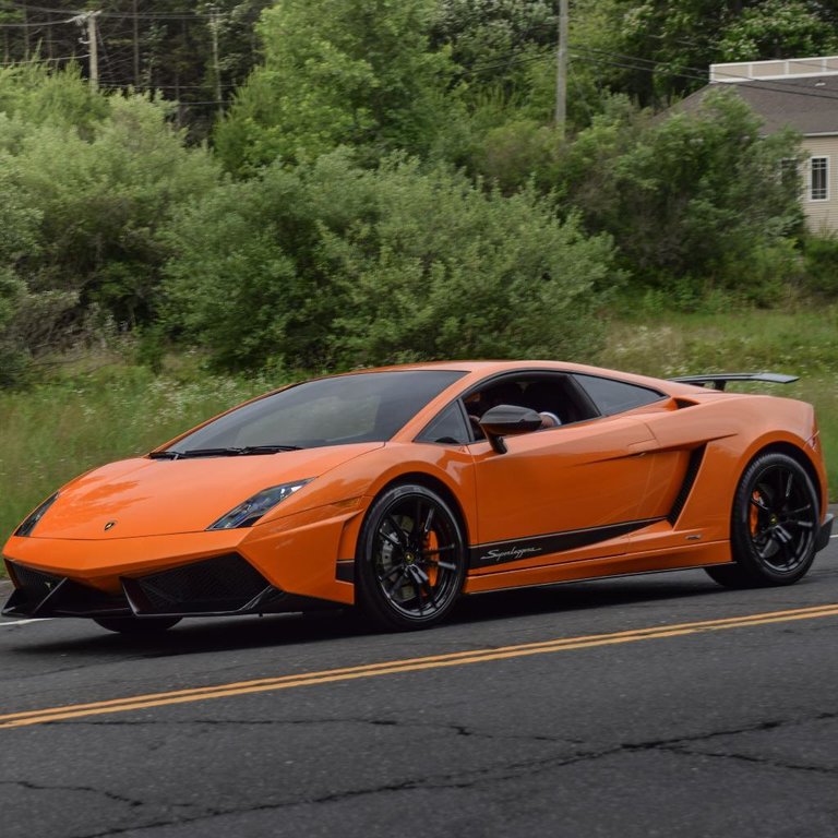 724900963LAMBORGHINI570.jpg
