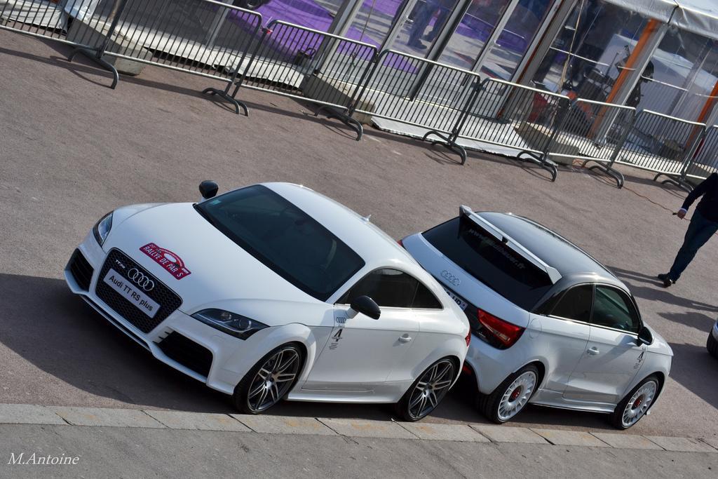 726728A1QUATTRO252.jpg