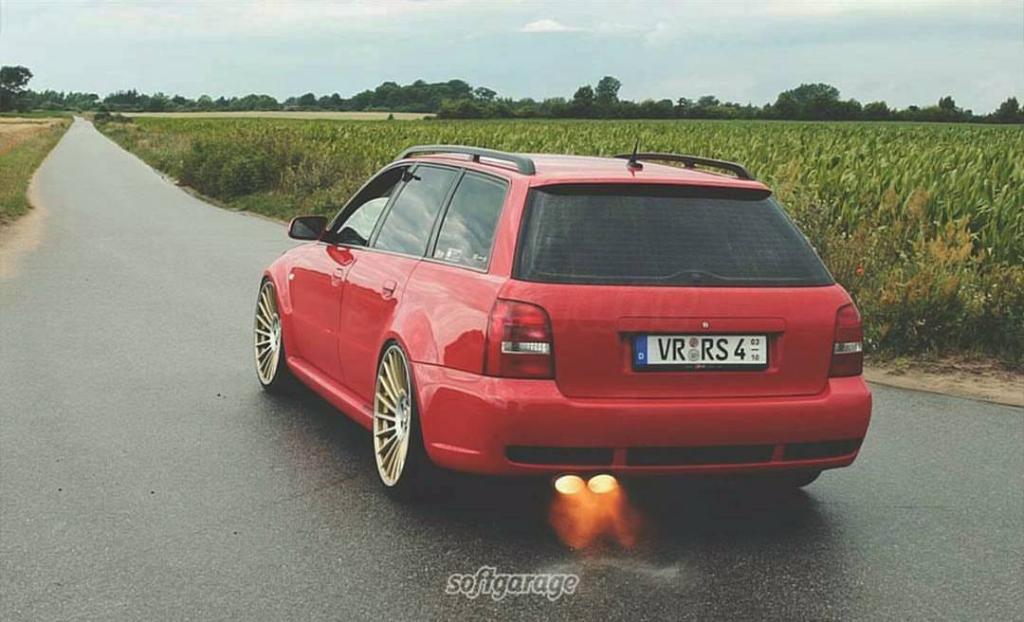 727571AUDIRS4B50075.jpg