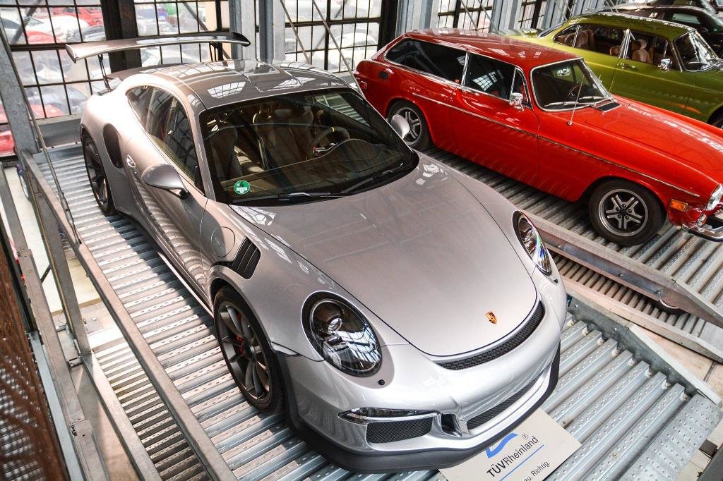 7289790156PORSCHE991GT3RS.jpg