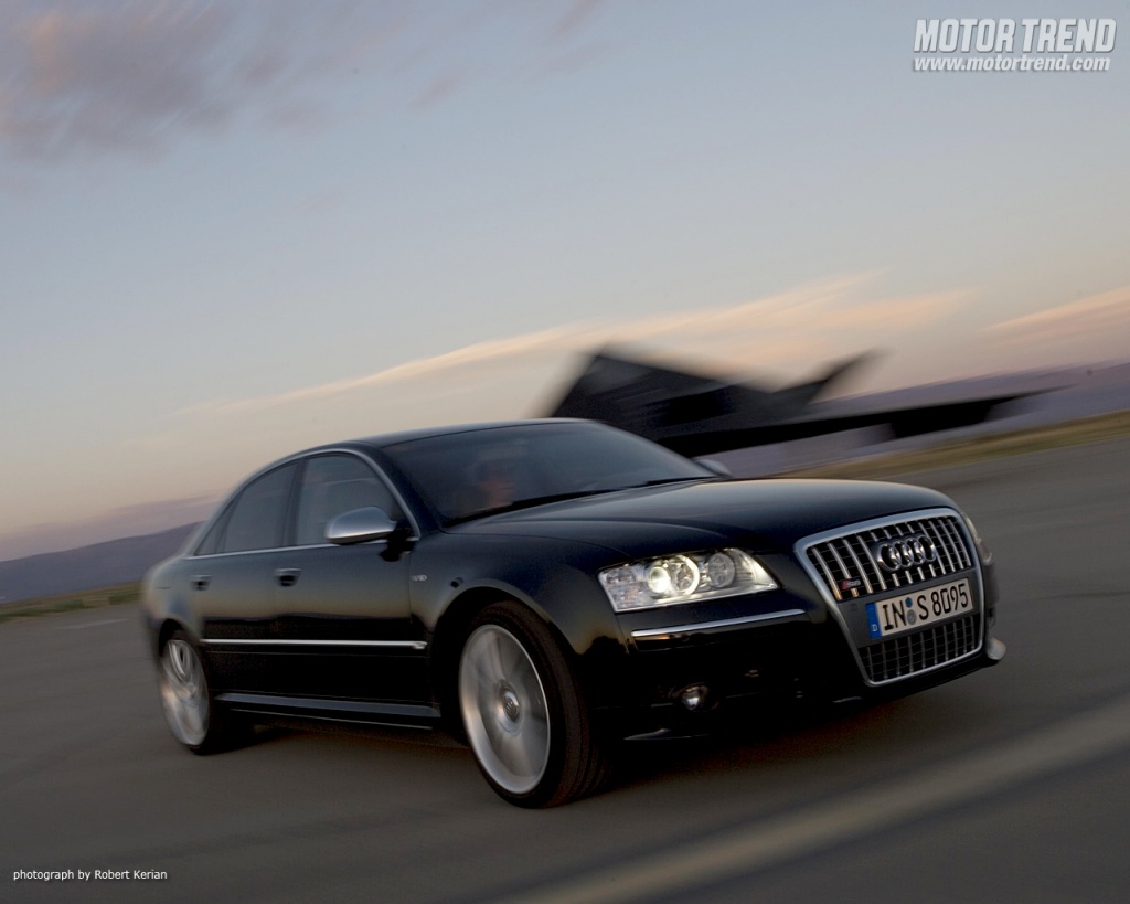 731374112061101wl2007audis8front1280.jpg
