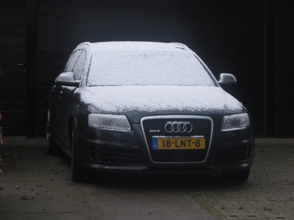 732568RS62077.jpg