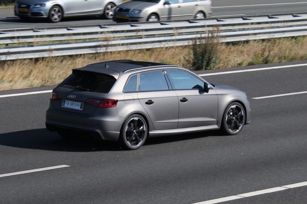 732869RS38V1525.jpg