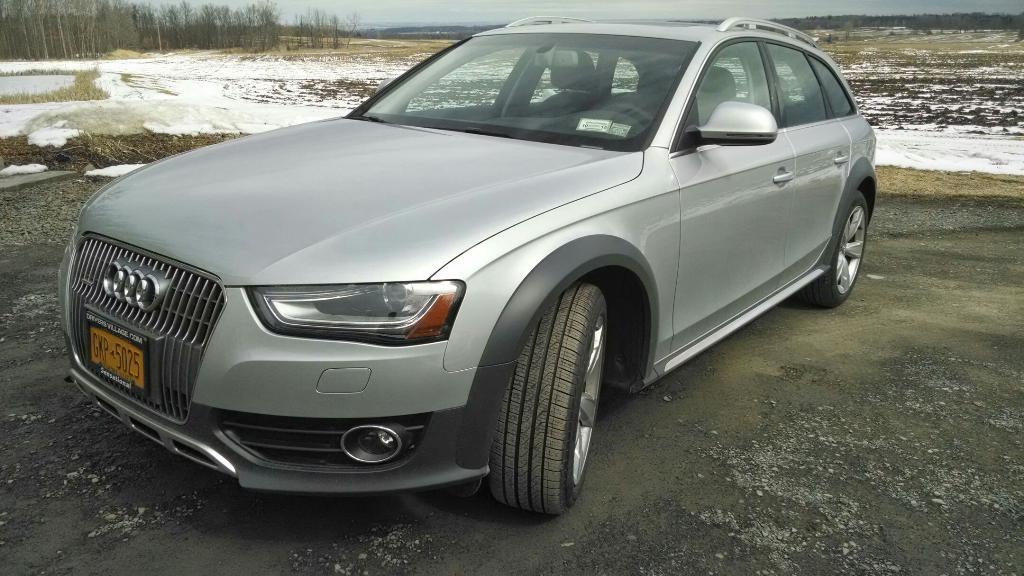 733698802AUDIA4ALLROAD.jpg