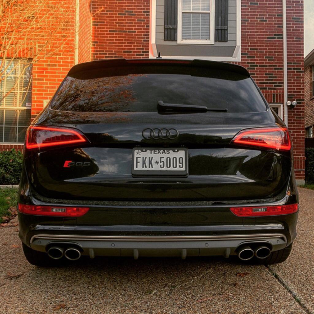 734142AUDISQ51816.jpg