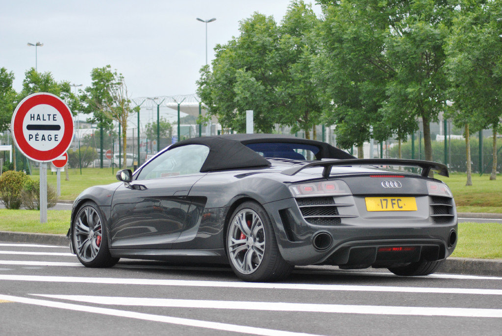 734360R8GT1146.jpg