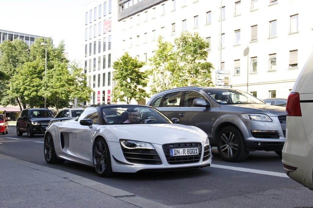 734575R8GT1479.jpg