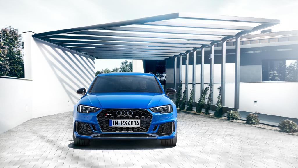 735273AUDIRS4B90047.jpg