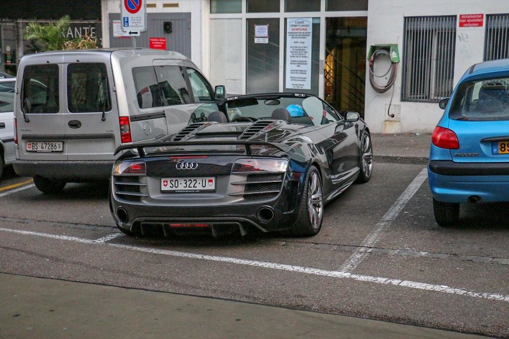 735603R8GT1583.jpg