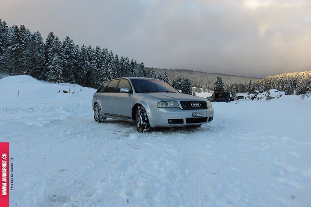 7356821518NEIGE.jpg