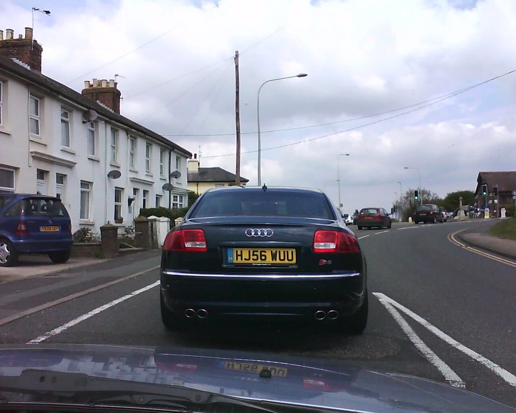 736491028S8ESQUIROU.jpg