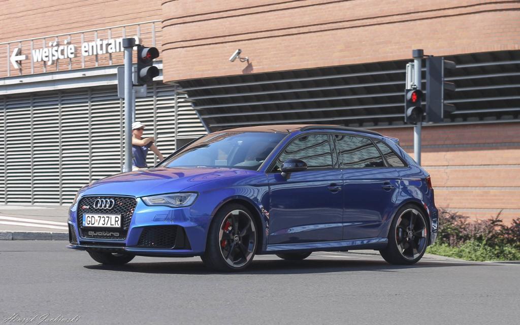 736753RS38V1338.jpg