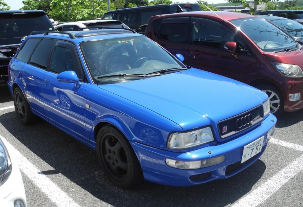 736948RS21321.jpg