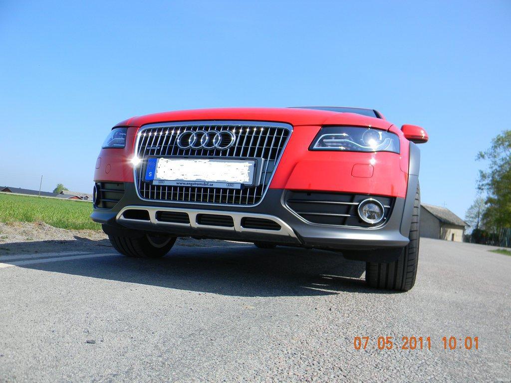 737524234AUDIA4ALLROAD.jpg