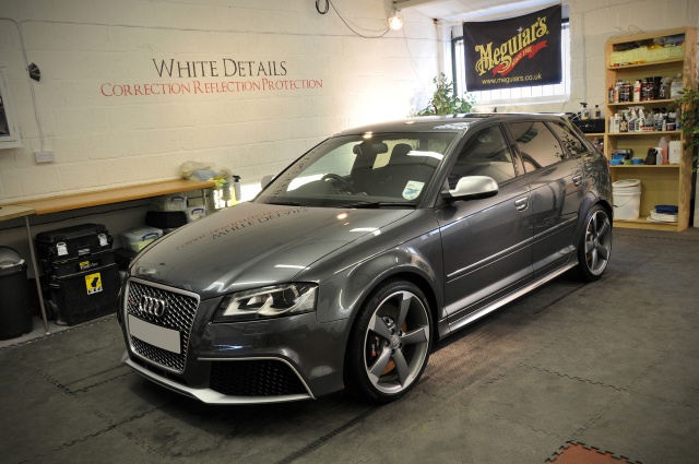 737913AudiRS3Details1.jpg