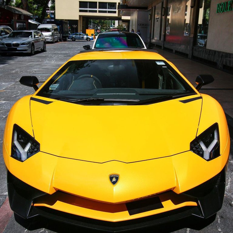 7385284254LAMBORGHINIAVENTADOR.jpg