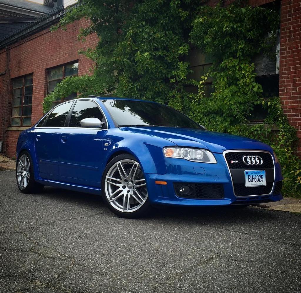 738770AUDIRS42925.jpg