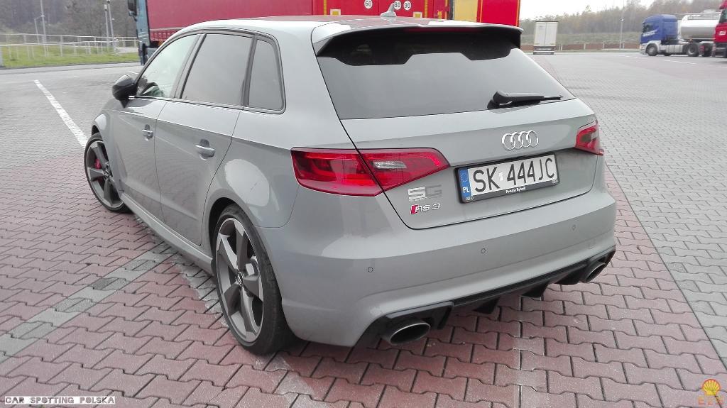 740890RS38V1684.jpg