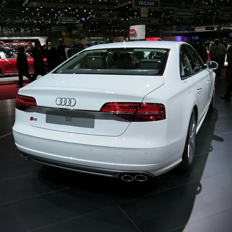 740953S8D41364.jpg