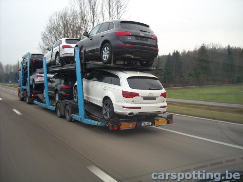 741856224Q7V12ESQUIROU.jpg