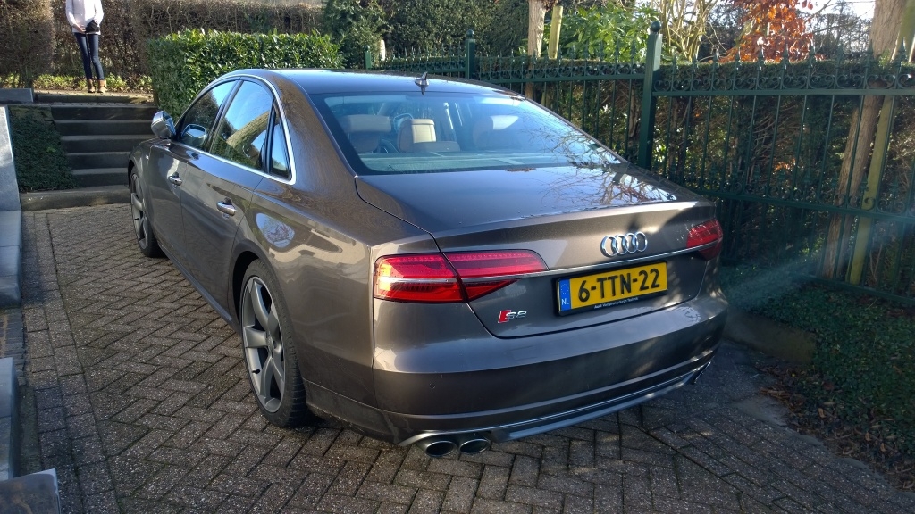 743328S8D41250.jpg