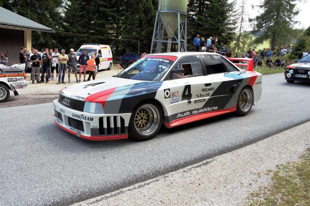 7441951495QUATTROLEGENDE2017.jpg