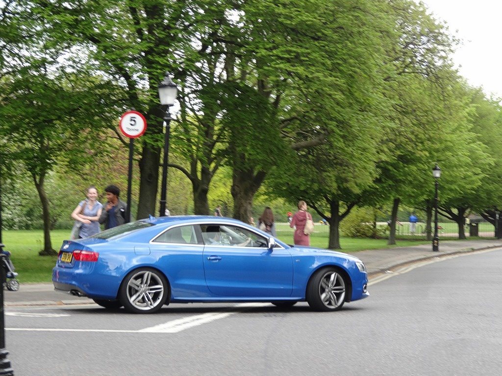 744308755S5.jpg