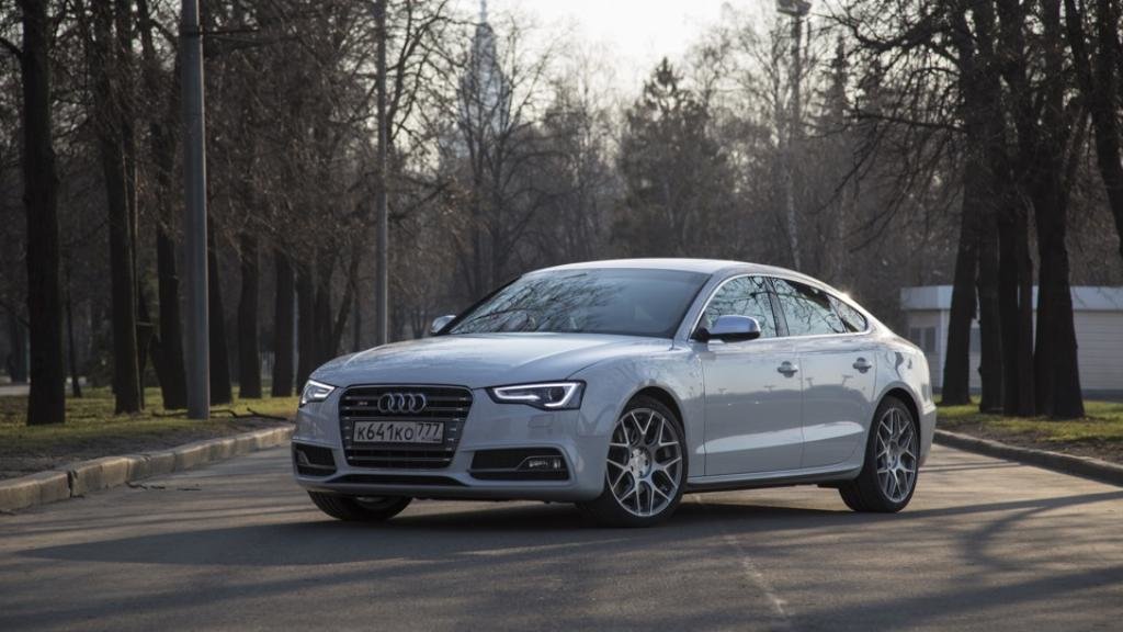 746404821S5SPORTBACK.jpg
