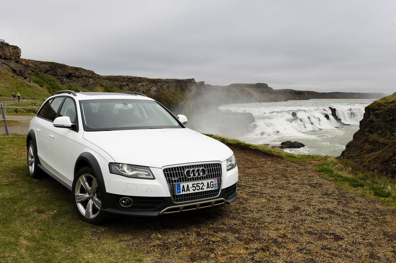 74686809AUDIA4ALLROAD.jpg