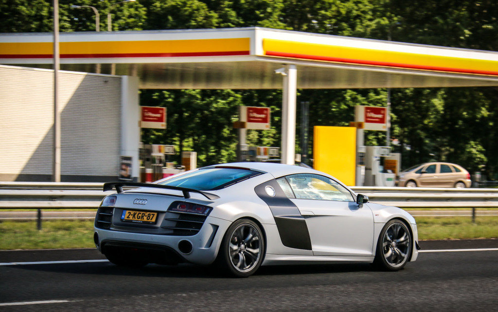 749207R8GT1489.jpg