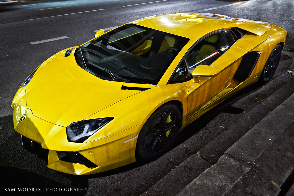 751599345LAMBORGHINIAVENTADORESQUIROU.jpg