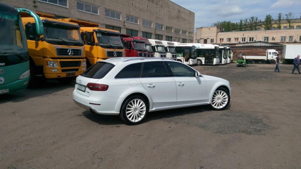 7521491322AUDIA4ALLROAD.jpg