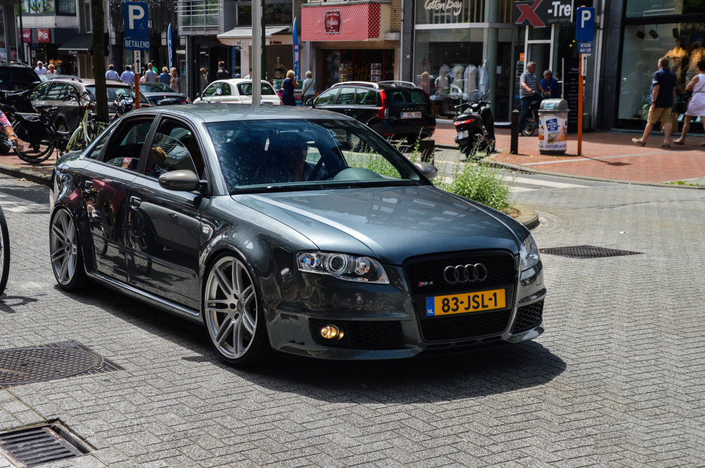 753270AUDIRS42137.jpg