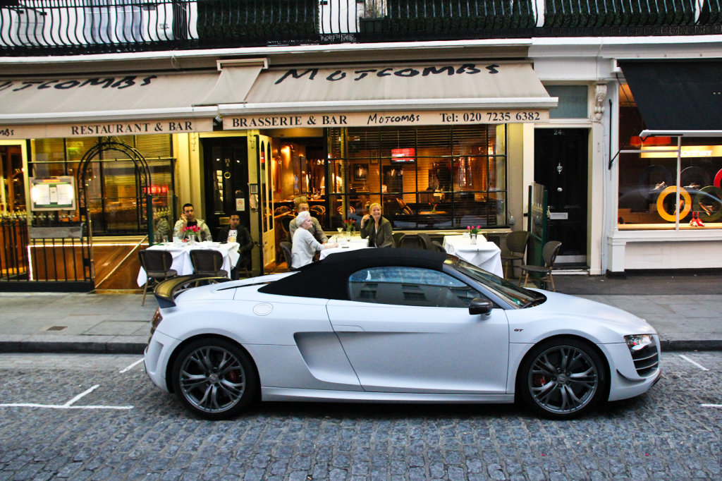 754048R8GT798.jpg