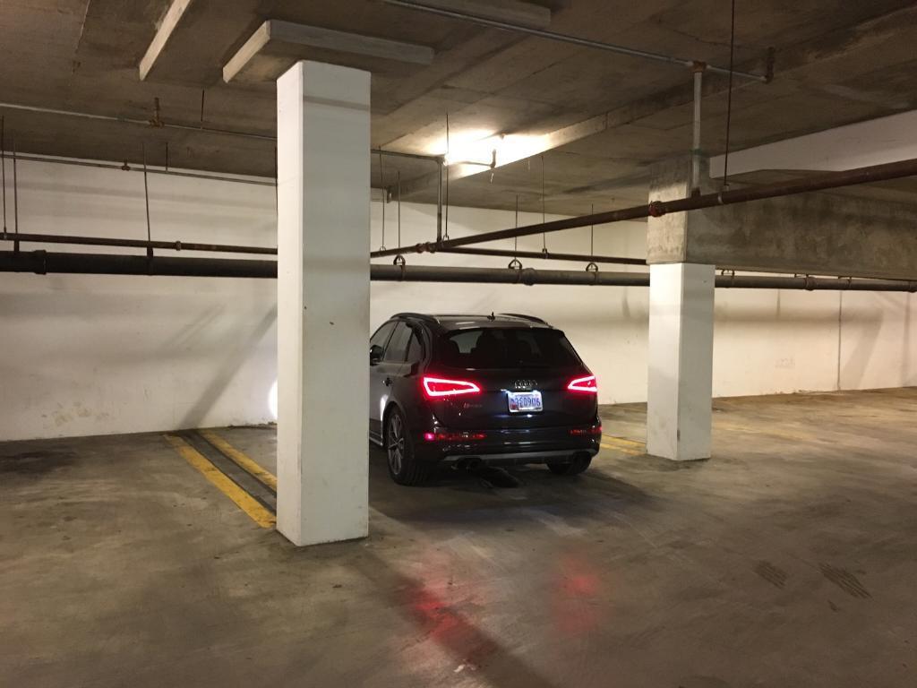 754065AUDISQ51826.jpg