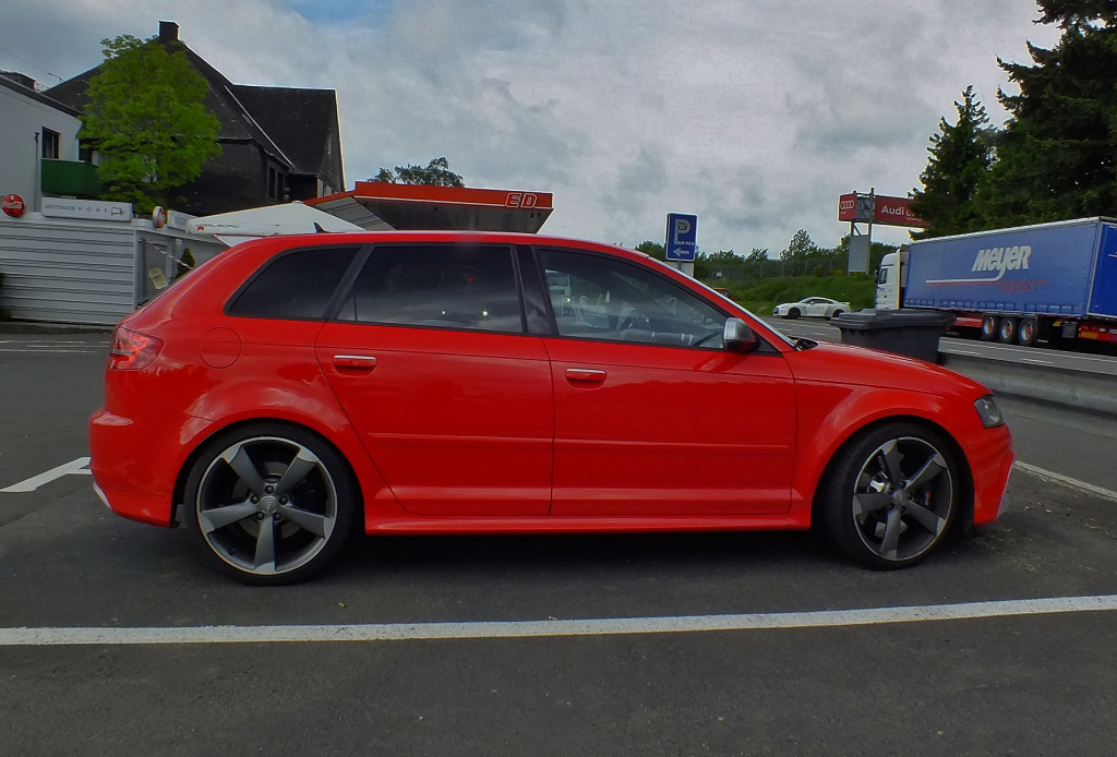 754119892RS3.jpg