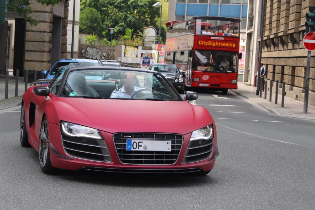 756425R8GT1808.jpg