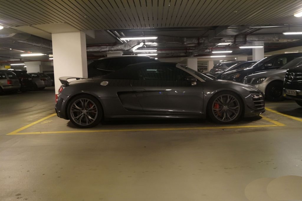 756690R8GT1426.jpg