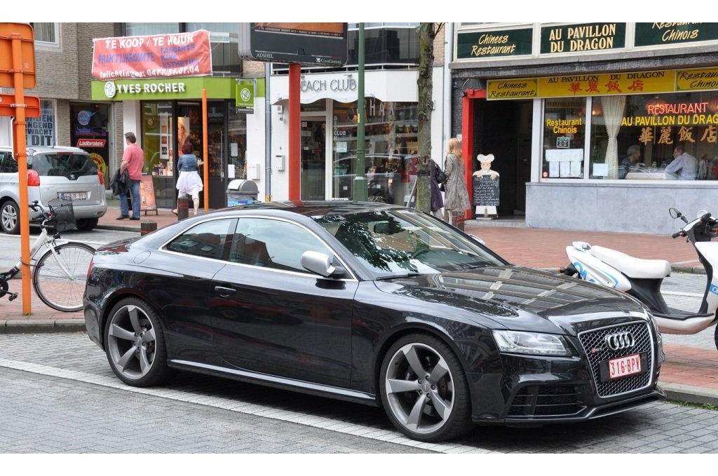 757569AUDIRS5ESQUIROU345.jpg