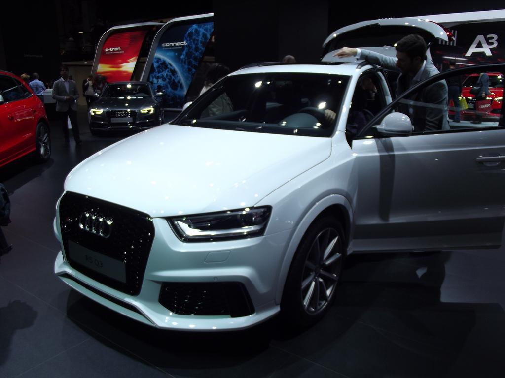 759238RSQ3117.jpg
