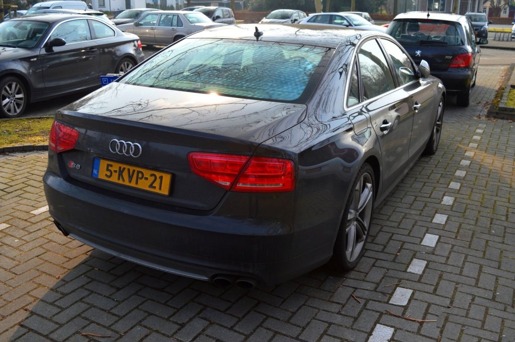 759281S8D41424.jpg