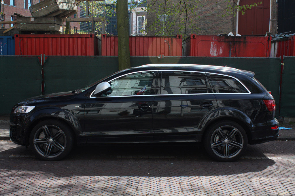760053554Q7V12.jpg