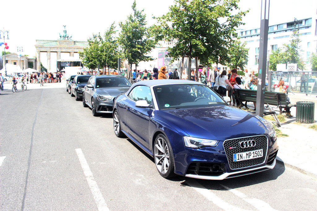 760431376RS5CABRIOLET.jpg