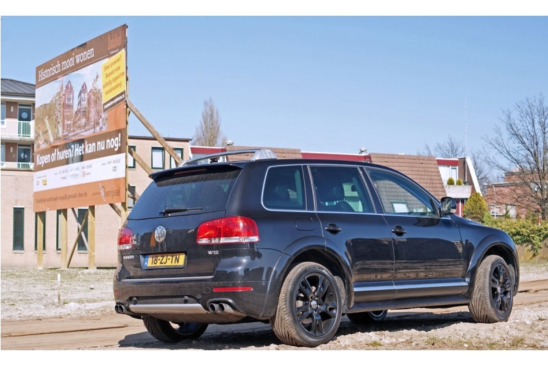 761163W12TOUAREG060ESQUIROU.jpg