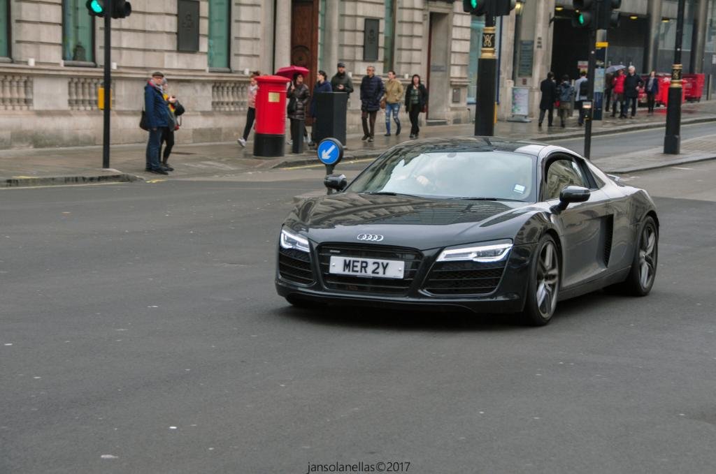 7627242912R8.jpg