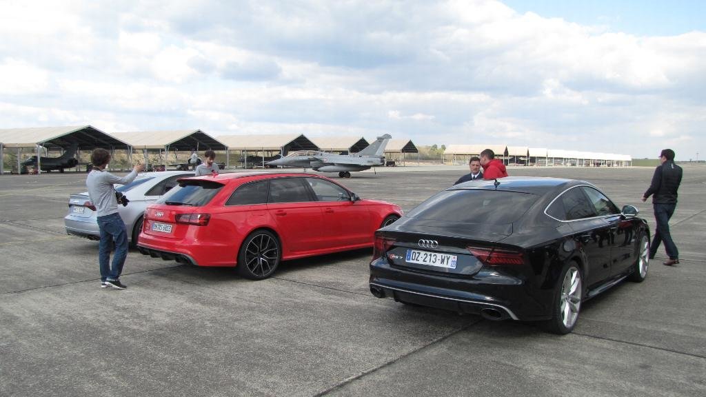 762878AUDIBA118104.jpg