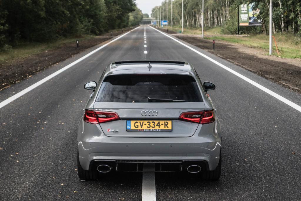 765125RS38V3203.jpg