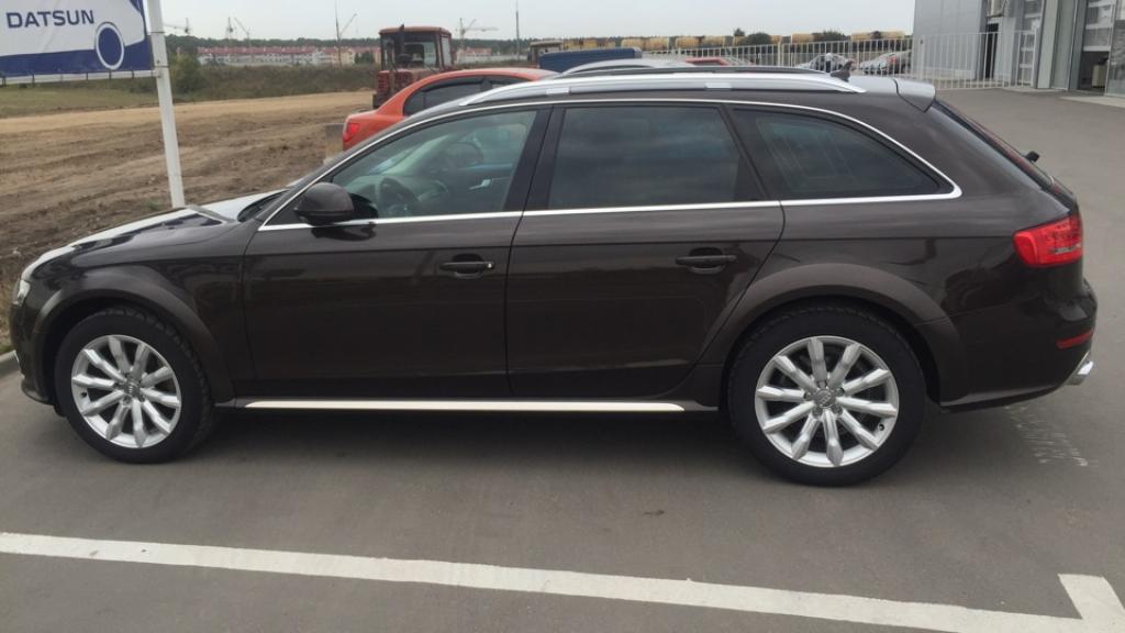 7654681563AUDIA4ALLROAD.jpg