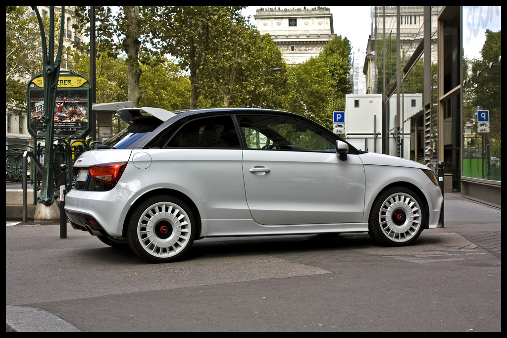 765477A1QUATTRO101.jpg